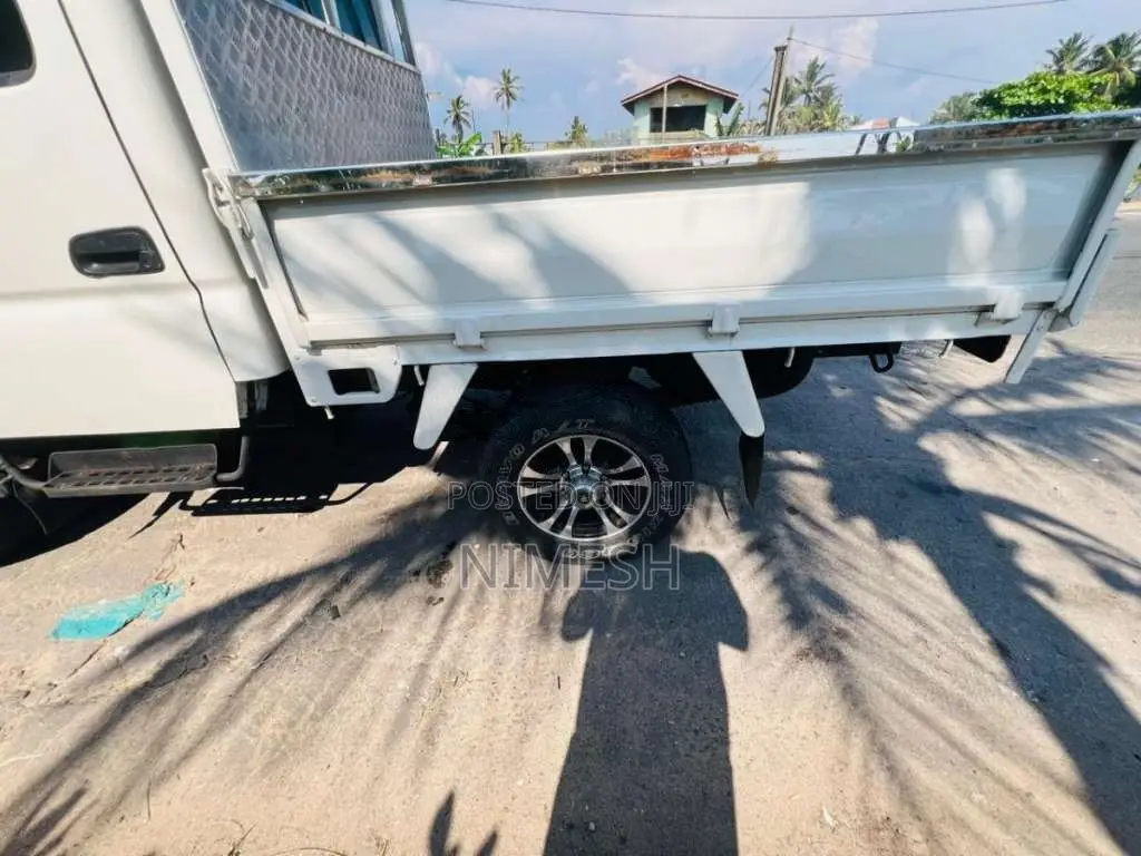 Toyota Toyoace 2006 Crew Cab (Used)