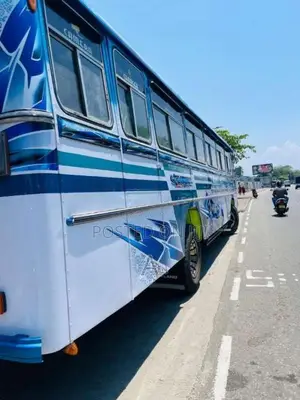 Ashok-Leyland Viking 2006 Bus (Used)