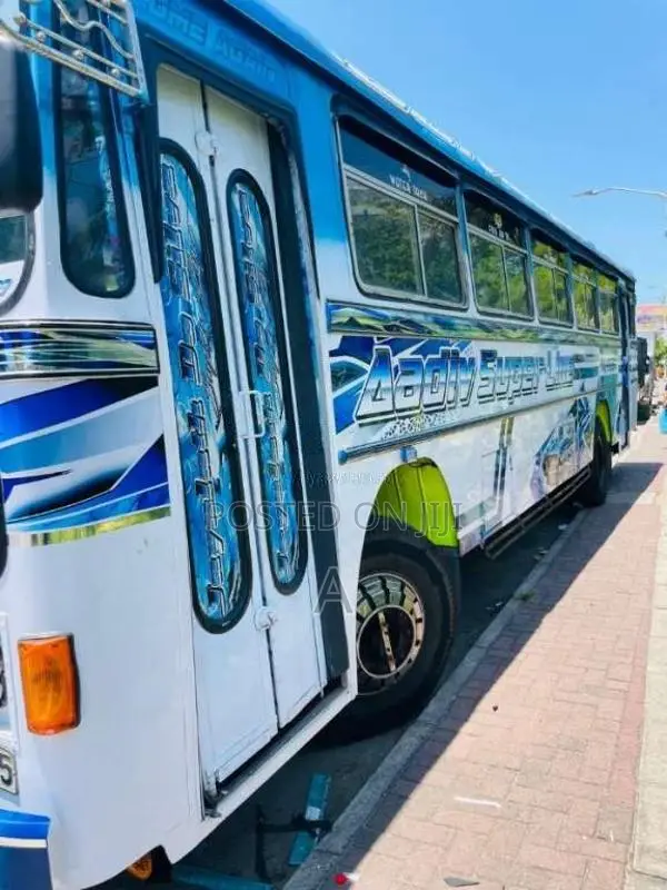 Ashok-Leyland Viking 2006 Bus (Used)