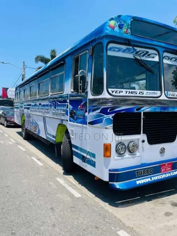 Ashok-Leyland Viking 2006 Bus (Used)