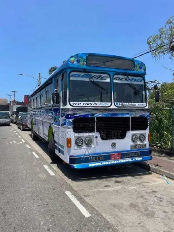 Ashok-Leyland Viking 2006 Bus (Used)