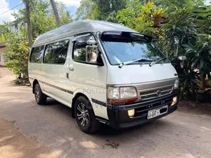 Toyota Dolphin Super Long 1998 Van (Used)