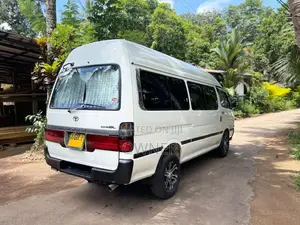Toyota Dolphin Super Long 1998 Van (Used)