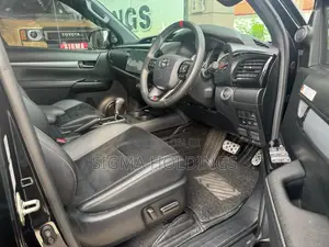 Toyota HILUX GR SPORT 2025 Pickup (Used)