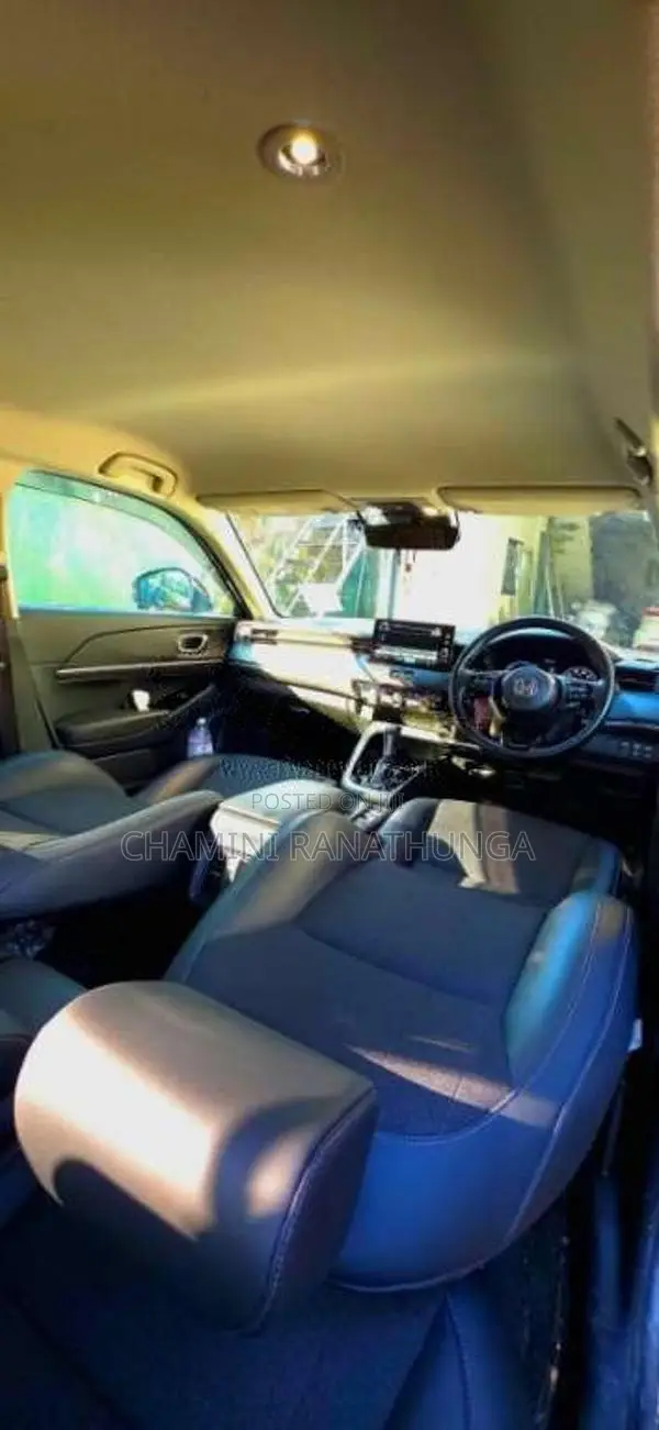 Honda Vezel Z 2024 SUV (Used)