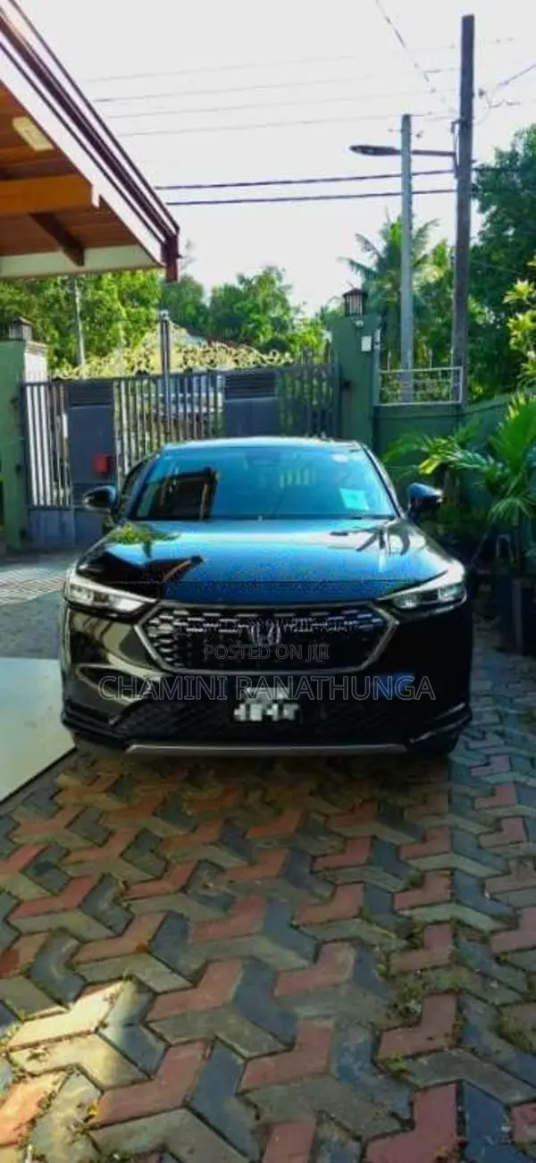 Honda Vezel Z 2024 SUV (Used)