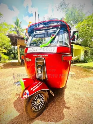 Bajaj 2 Stroke 2007 Three Wheel (Used)