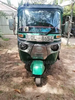 Bajaj 4 Stroke 2007 Three Wheel (Used)