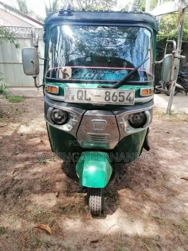 Bajaj 4 Stroke 2007 Three Wheel (Used)