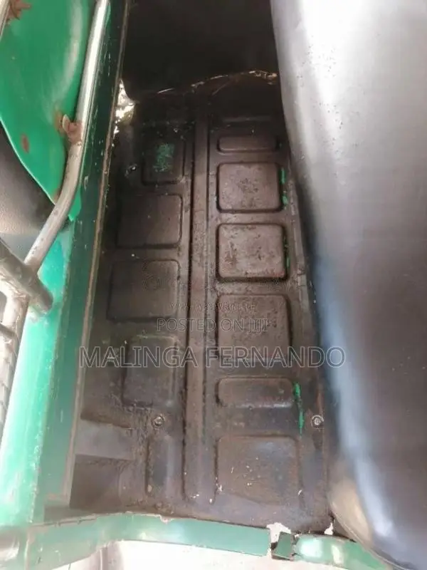 Bajaj 4 Stroke 2007 Three Wheel (Used)