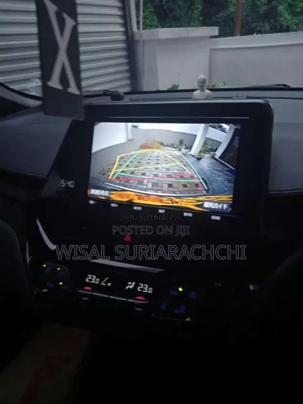 Toyota CHR 2018 SUV (Used)