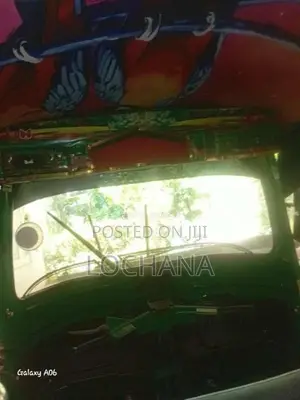 Bajaj RE 205 2012 Three Wheel (Used)