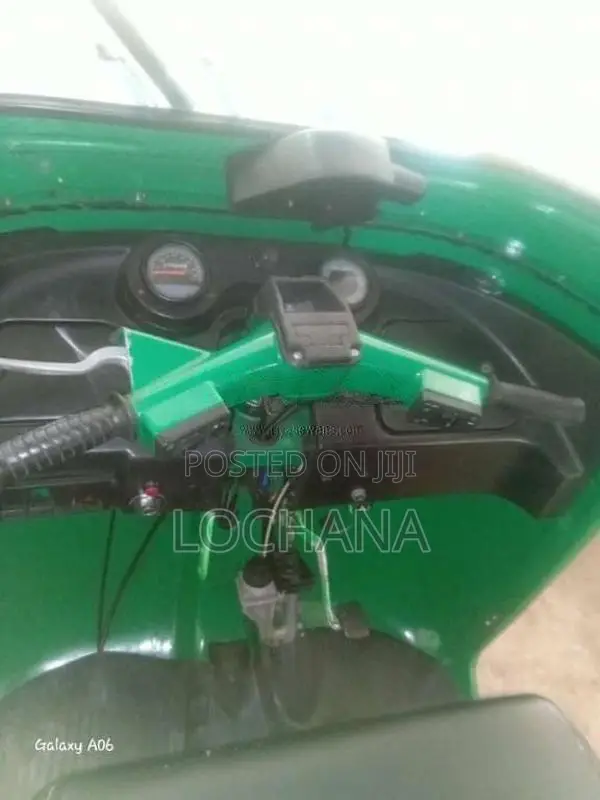 Bajaj RE 205 2012 Three Wheel (Used)