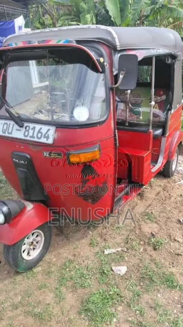 Bajaj 4 Stroke 2009 Three Wheel (Used)
