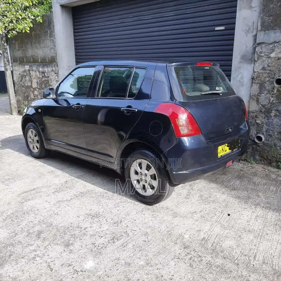 Suzuki Swift 2006 Car (Used)