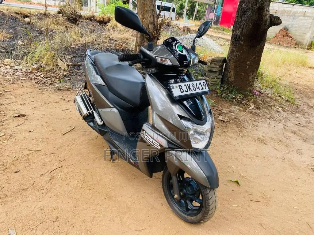 TVS Ntorq 2024 Motorbike (Used)