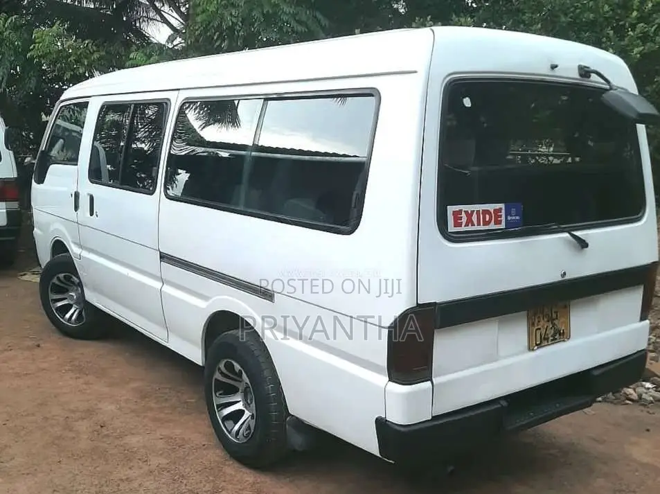 Mazda Brawny 1992 Van (Used)
