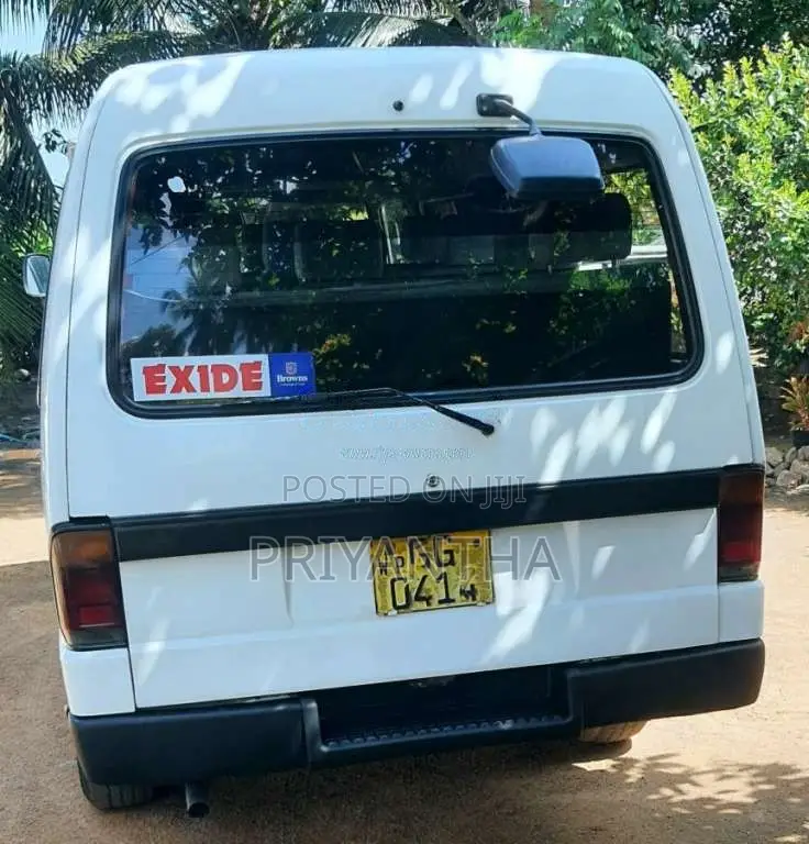Mazda Brawny 1992 Van (Used)