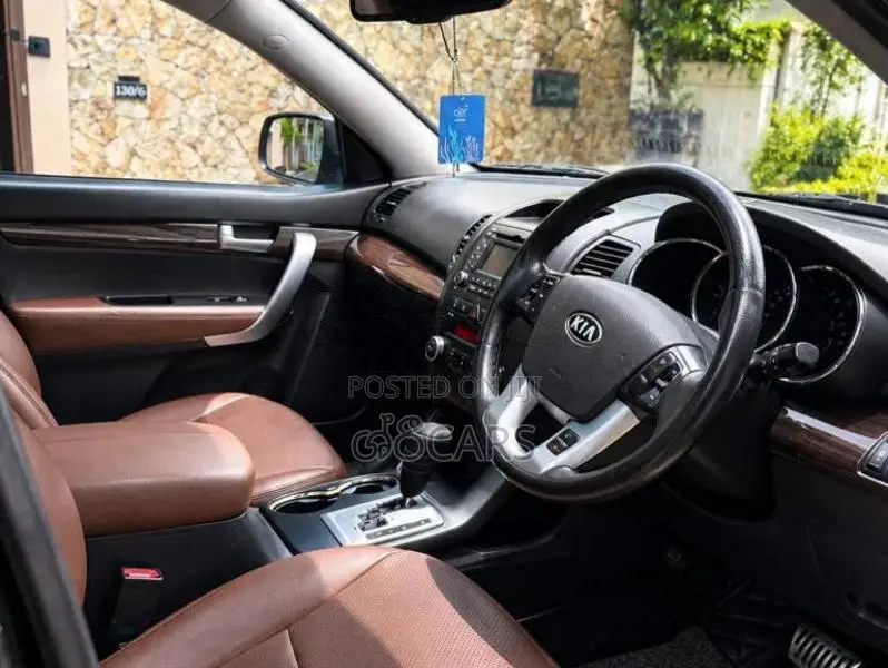 Kia SORENTO 2012 SUV (Used)