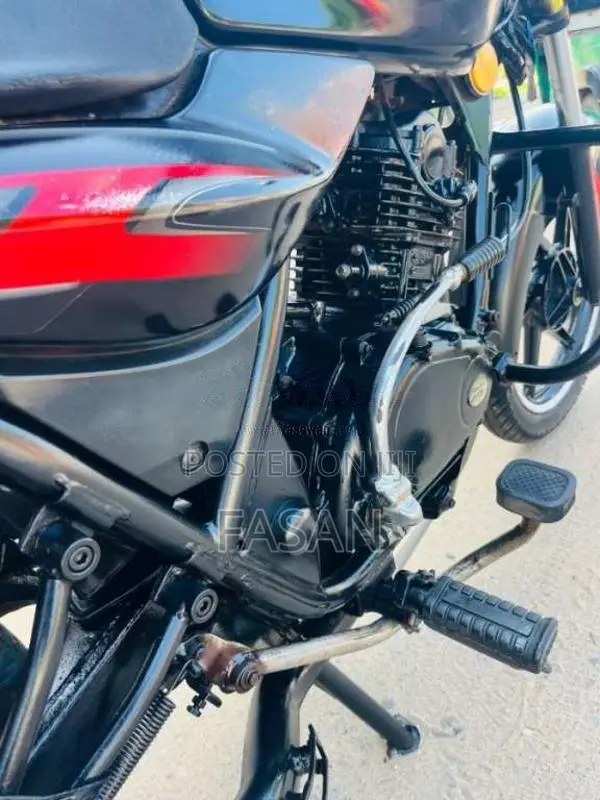 Bajaj Discover 2008 Motorbike (Used)