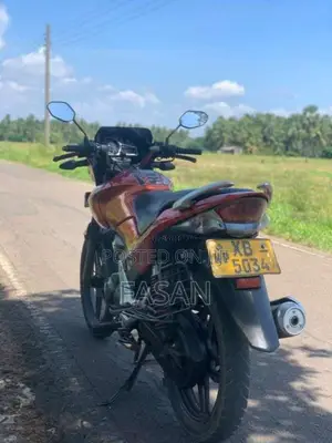 Hero-Honda CBZ 2011 Motorbike (Used)