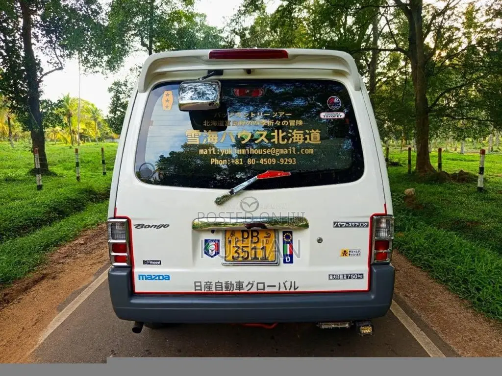 Mazda Bongo 2002 Van (Used)