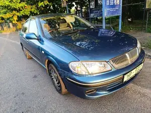 Nissan N16 2000 Car (Used)