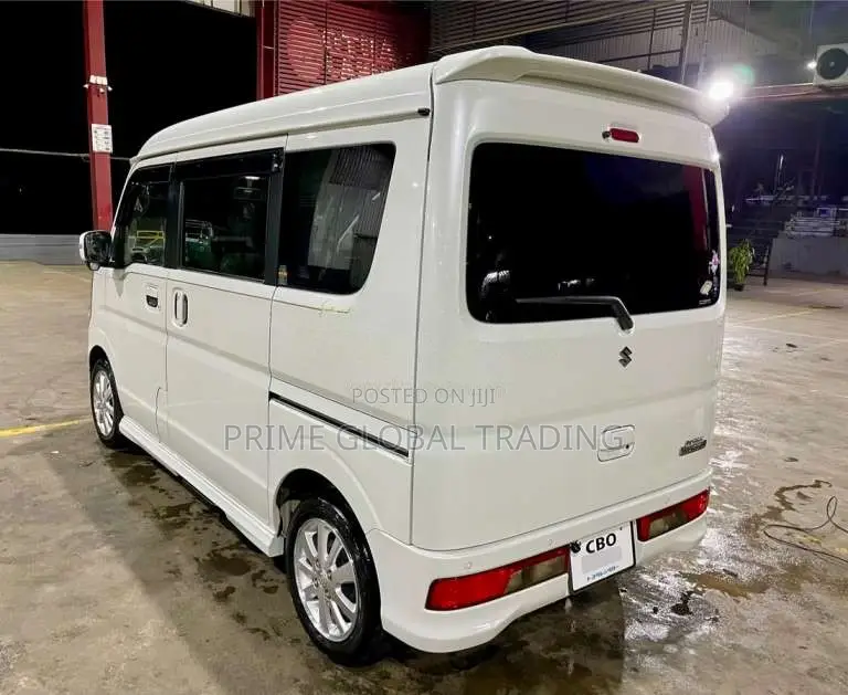 Suzuki Every Wagon 2024 Van (Used)