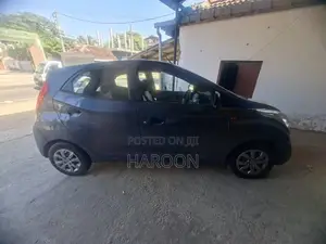 Hyundai Eon 2015 Car (Used)
