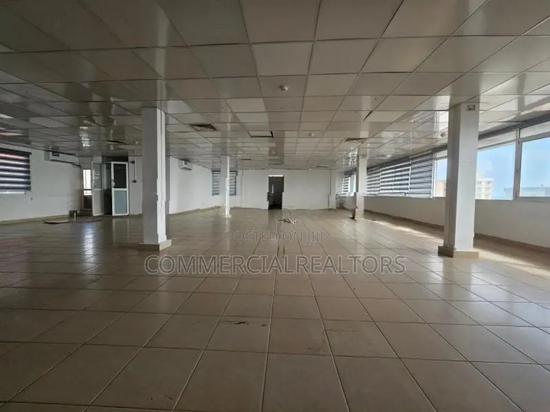 3,850 Sq. Ft. Office Space For Rent In Colombo 03