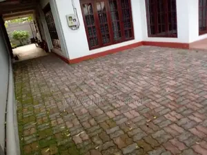 House For Sale In Heart Of Srijayawardana Pura Nugegoda