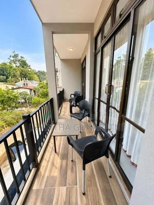Tourist Hotel In Ella For Sale