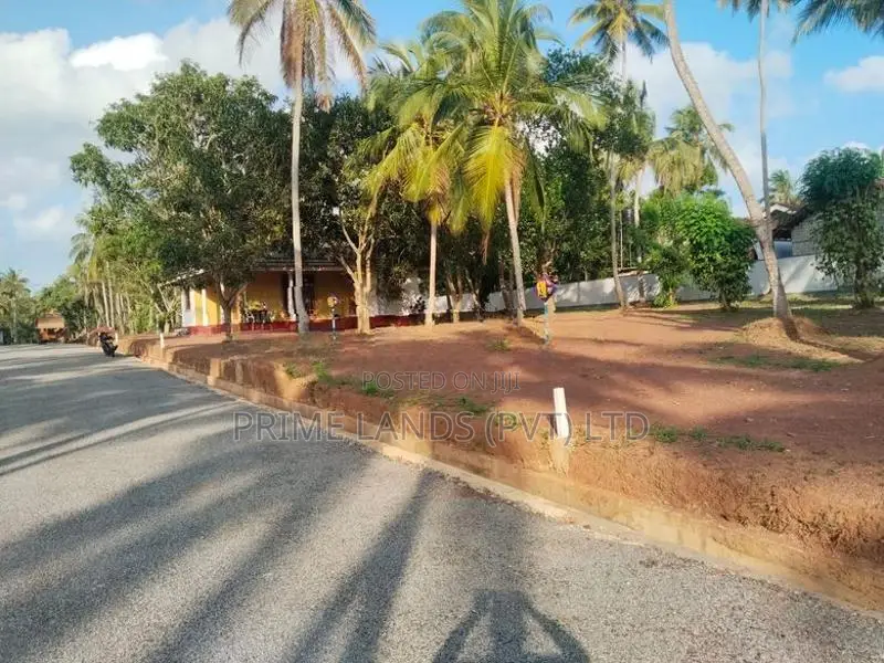 දංකොටුව නගරයෙන්ම ඉඩමක් විකිණීමට