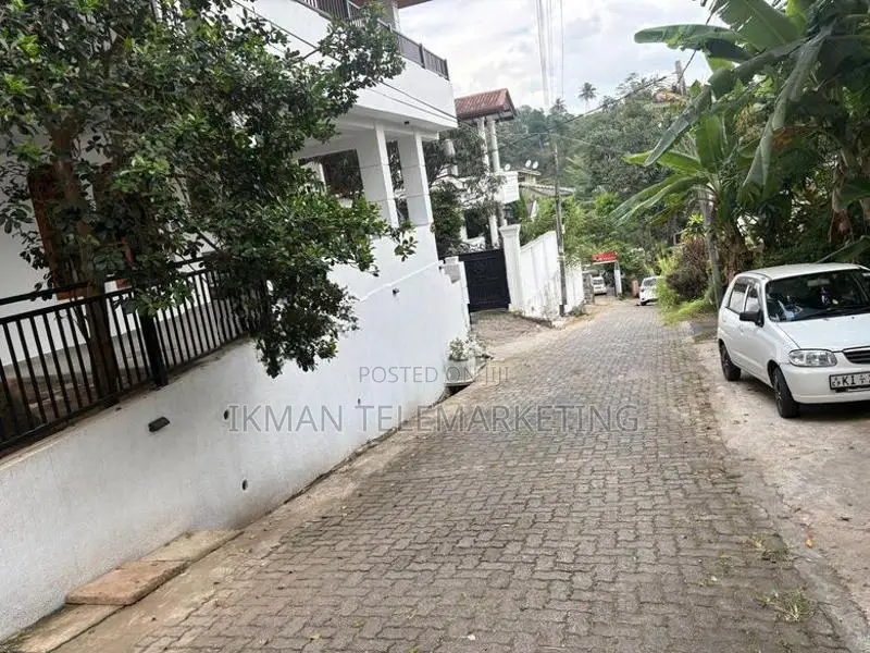 Land for Sale Kandy (Thennekumbura)