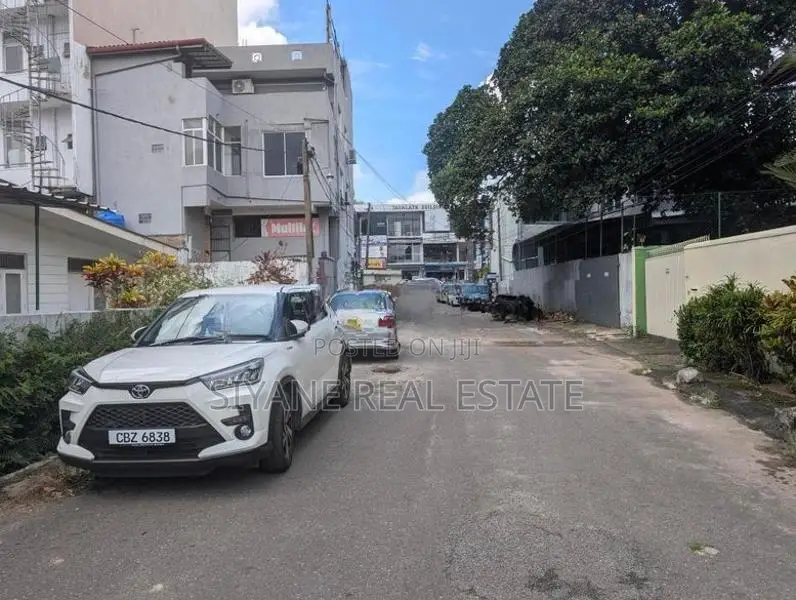 Land for Sale with A Colonial-Style Single-Storey House-Nugegoda