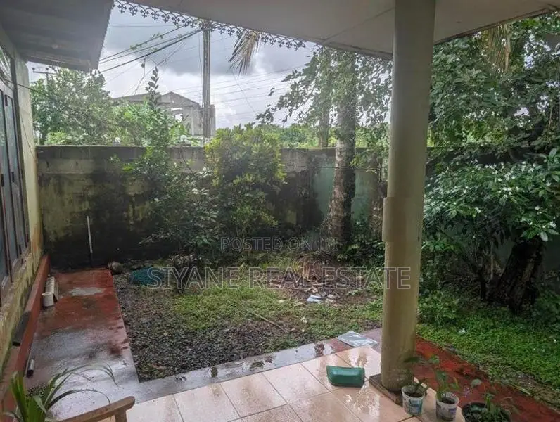 Malabe Land for Sale with A Colonial-Style Single-Storey House