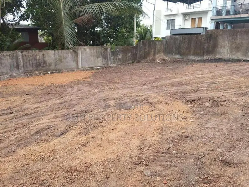 Valuable Land for Sale In A VIP Area Kotte