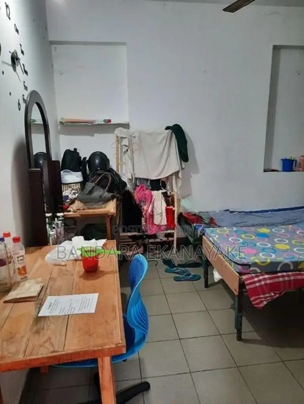 Boarding Room For Rent - Ladies/Student In Wijerama, Nugegoda