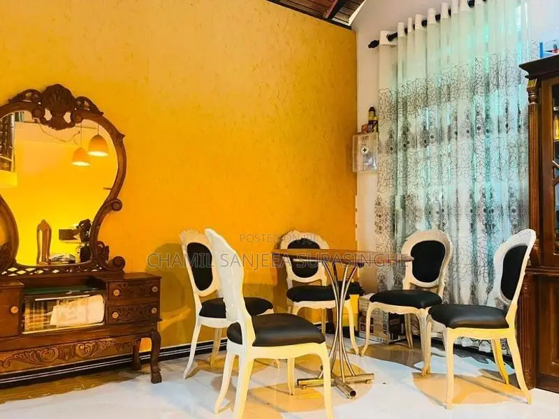 Commercial Property for Rent Matale