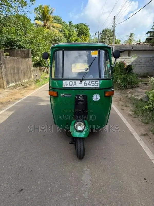 Bajaj 2 Stroke 2006 Three Wheel (Used)