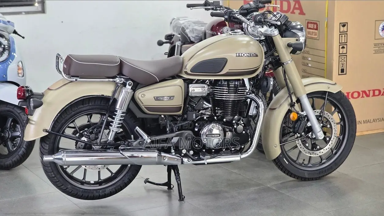 New Honda CB 2026 Beige