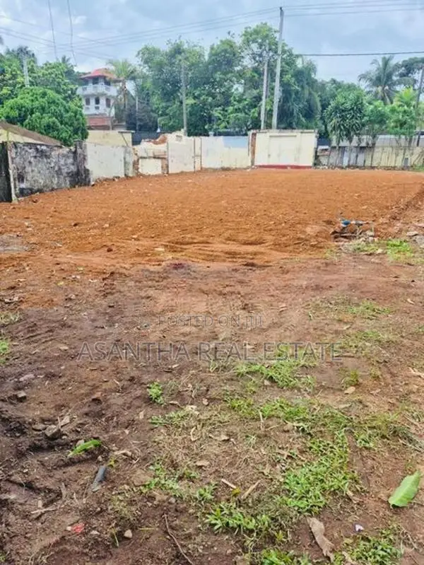53 P With Building sale At Near Belanwila working Track Dehiwala