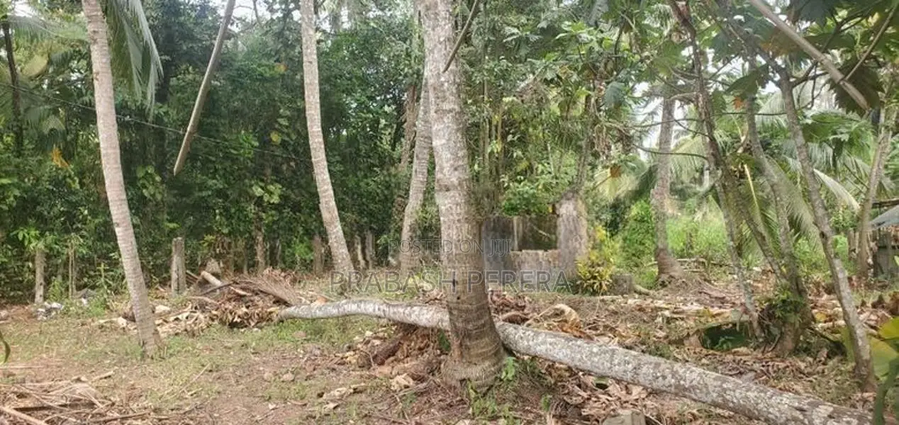 Land for Sale in Athurugiriya