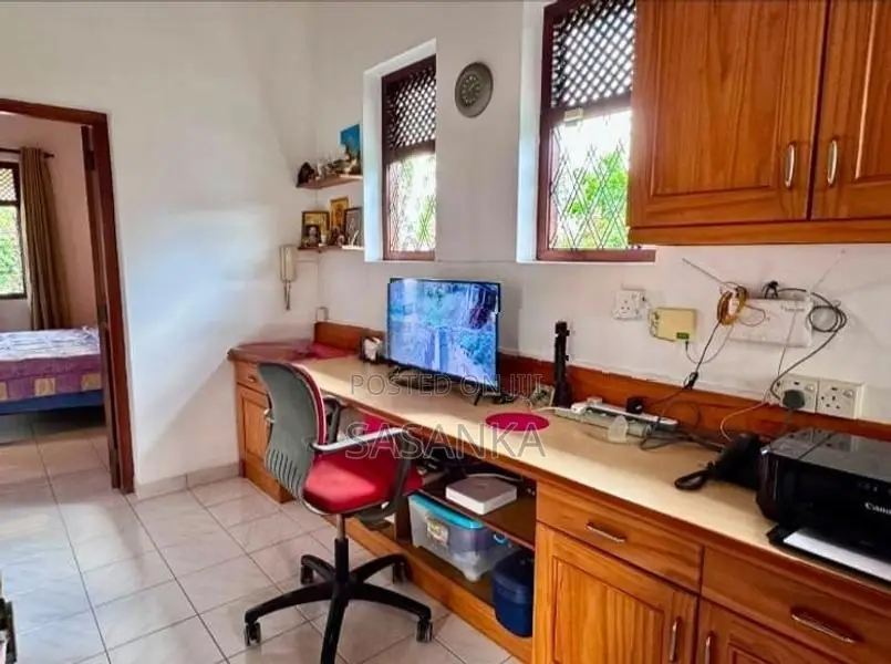 Kiribathgoda Super Luxury House for Sale
