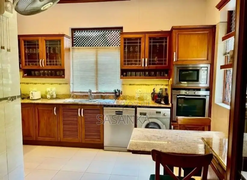 Kiribathgoda Super Luxury House for Sale