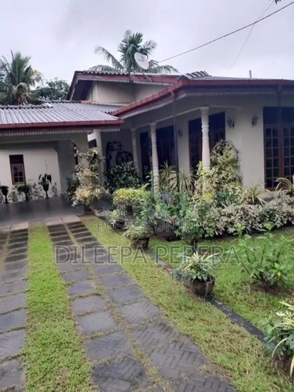 House For Sale In Kandana