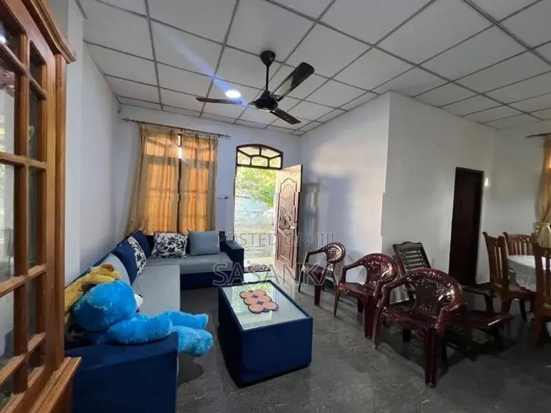 Dehiwala Attidiya Fully Tiled House for Sale