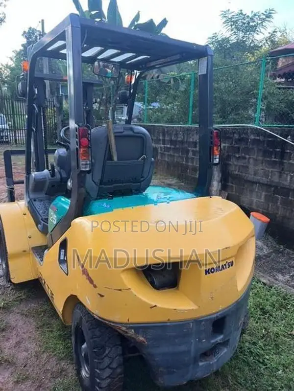 Komatsu F50 Forklift 2010
