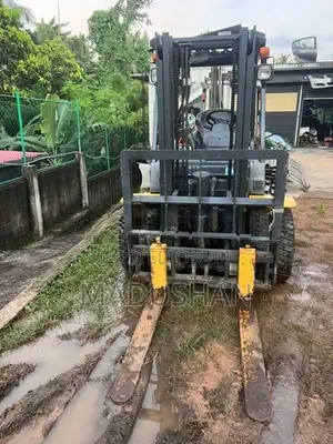 Komatsu F50 Forklift 2010