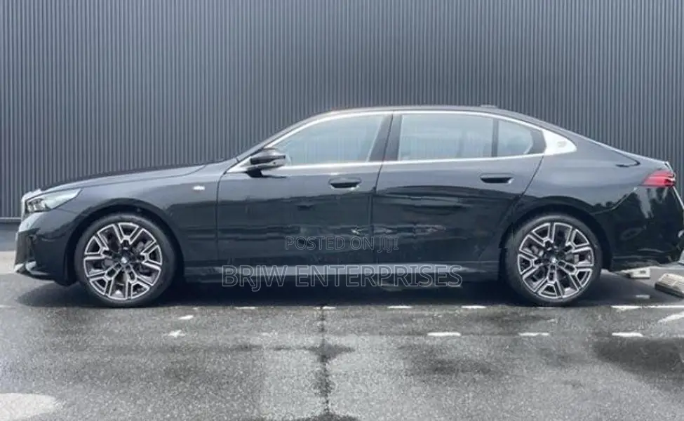 BMW 525i Exclusive M Sport 2025